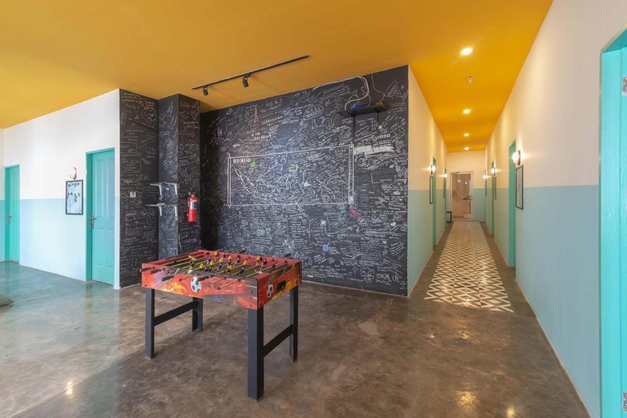 ג'קרטה Wonderloft Hostel Kota Tua מראה חיצוני תמונה