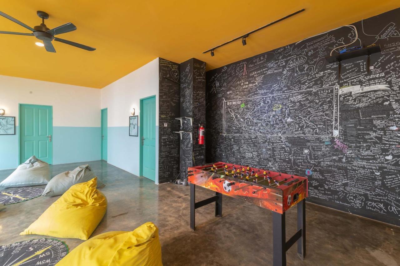 ג'קרטה Wonderloft Hostel Kota Tua מראה חיצוני תמונה
