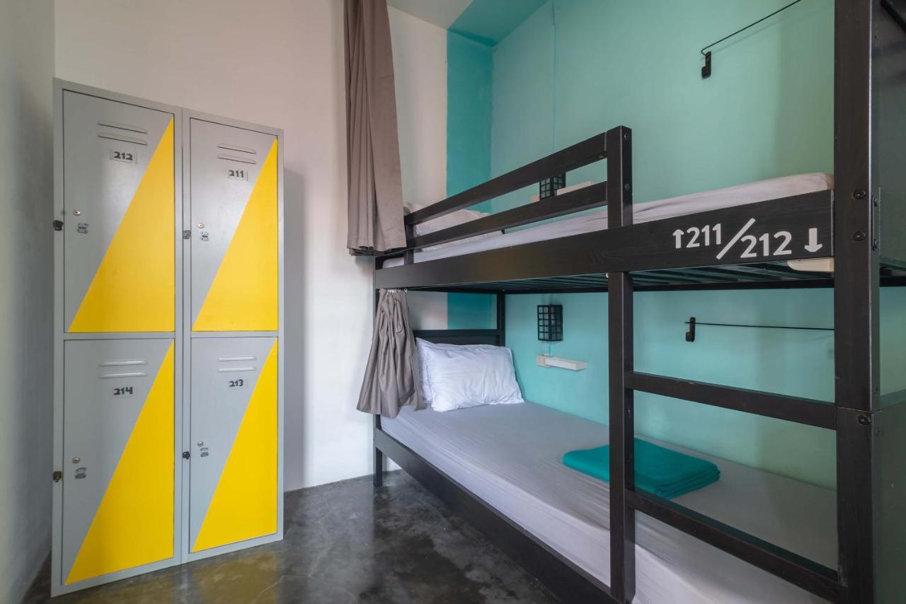 ג'קרטה Wonderloft Hostel Kota Tua מראה חיצוני תמונה