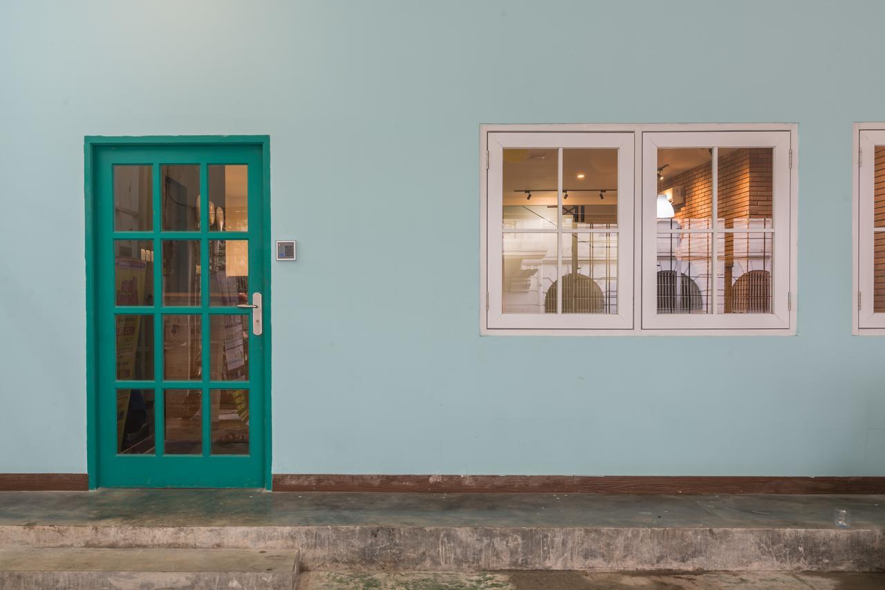 ג'קרטה Wonderloft Hostel Kota Tua מראה חיצוני תמונה
